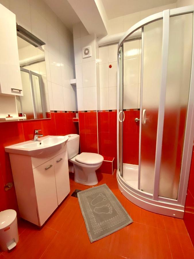 Popovic Apartment